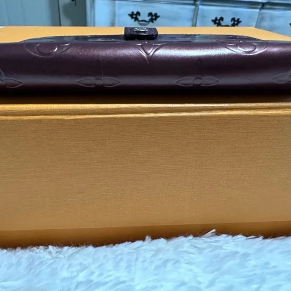 💫 Louis Vuitton RARE Matte Vernis Violet/Purple Leather PM Agenda!! - Picture 13 of 16